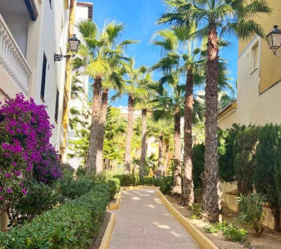 Apartamento Aldea Del Mar Торевиеха Екстериор снимка