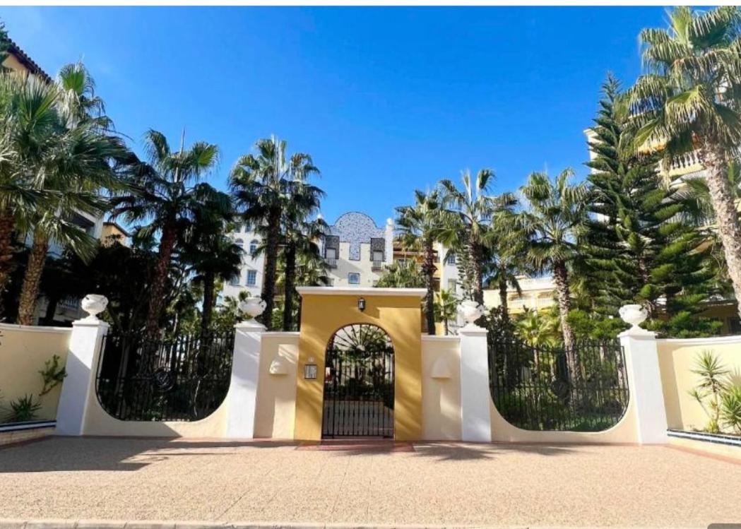 Apartamento Aldea Del Mar Торевиеха Екстериор снимка